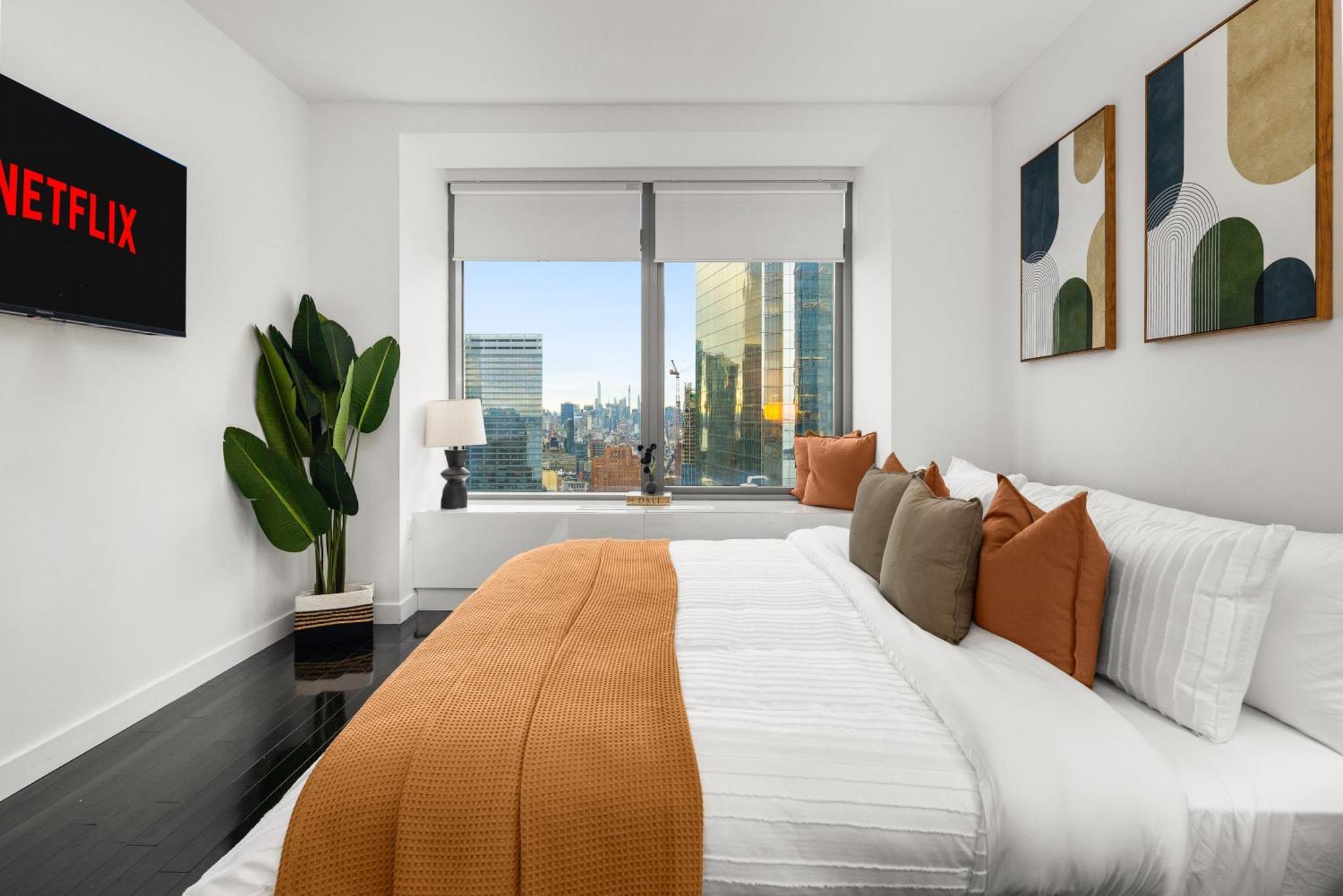 Premium Lux-penthouse In Financial District *