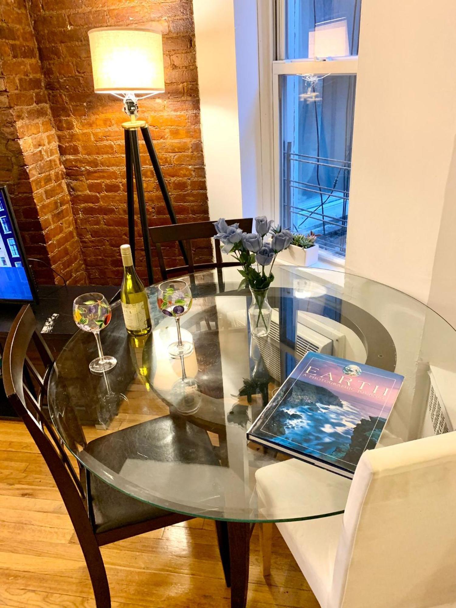 Prime Location 2 Bedrooms Upper East Side * New York