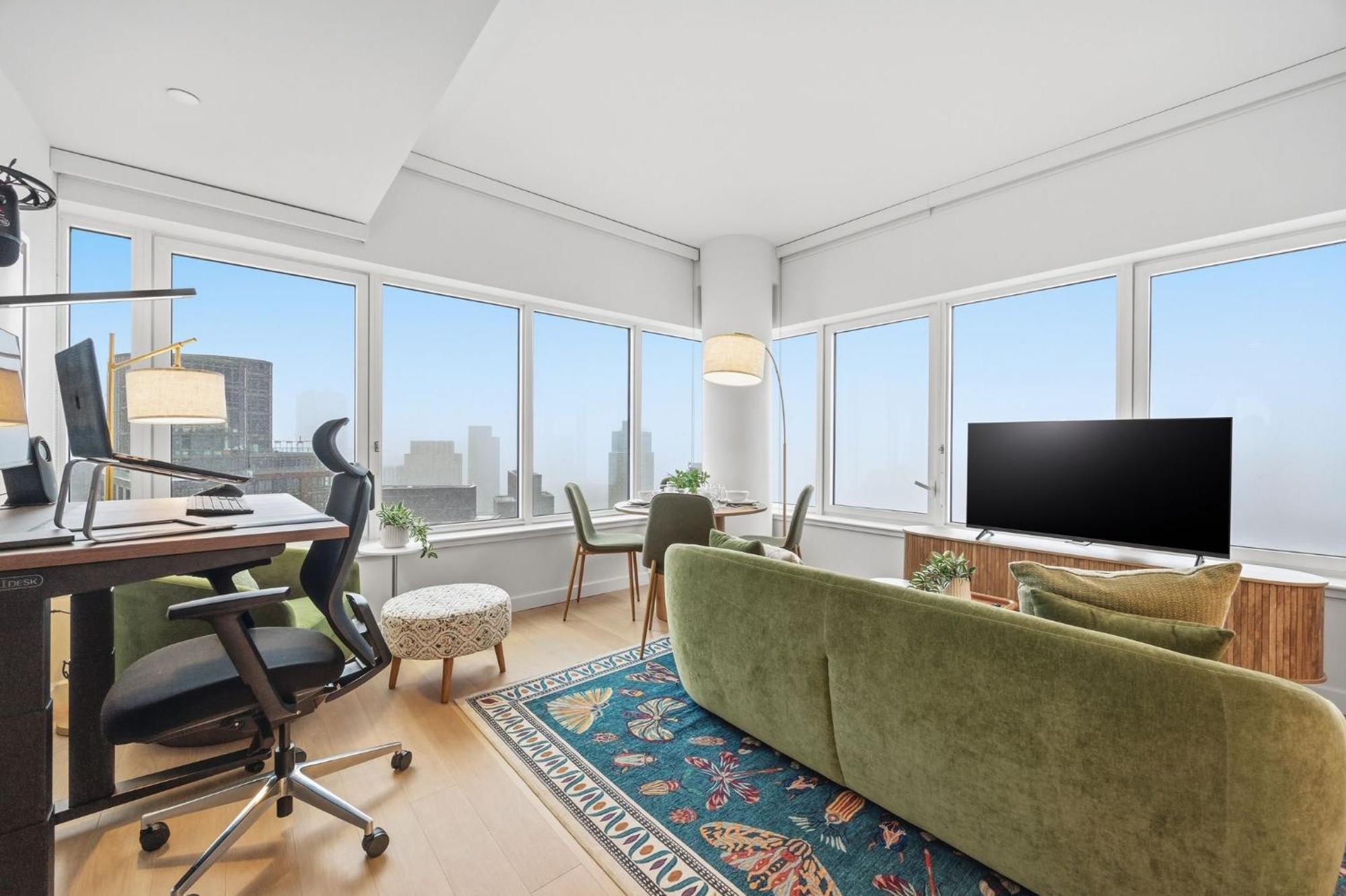 Greenpoint 1br W Work Setup By Anyplace - 11741 Apartment *