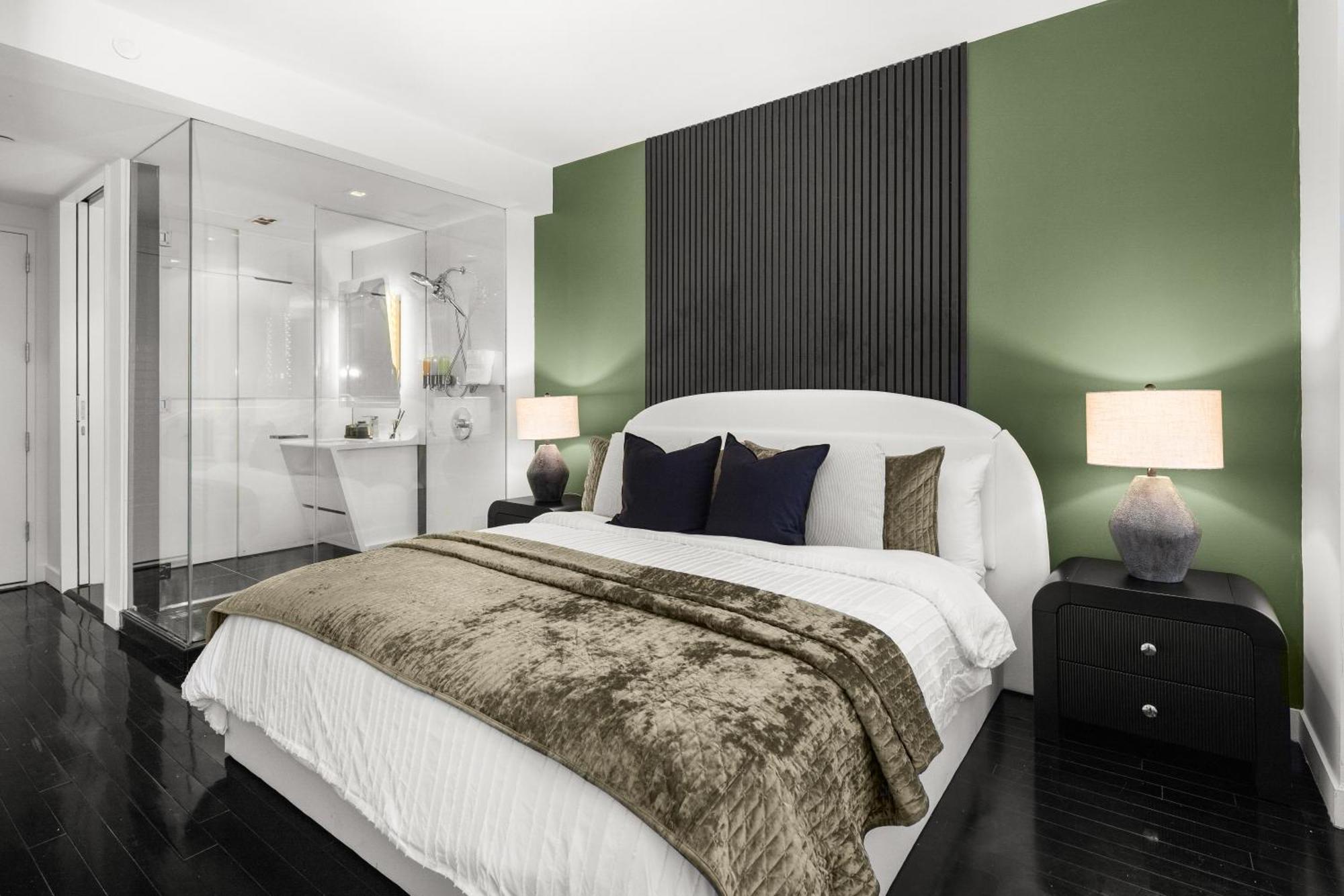 Premium Lux-penthouse In Financial District * New York
