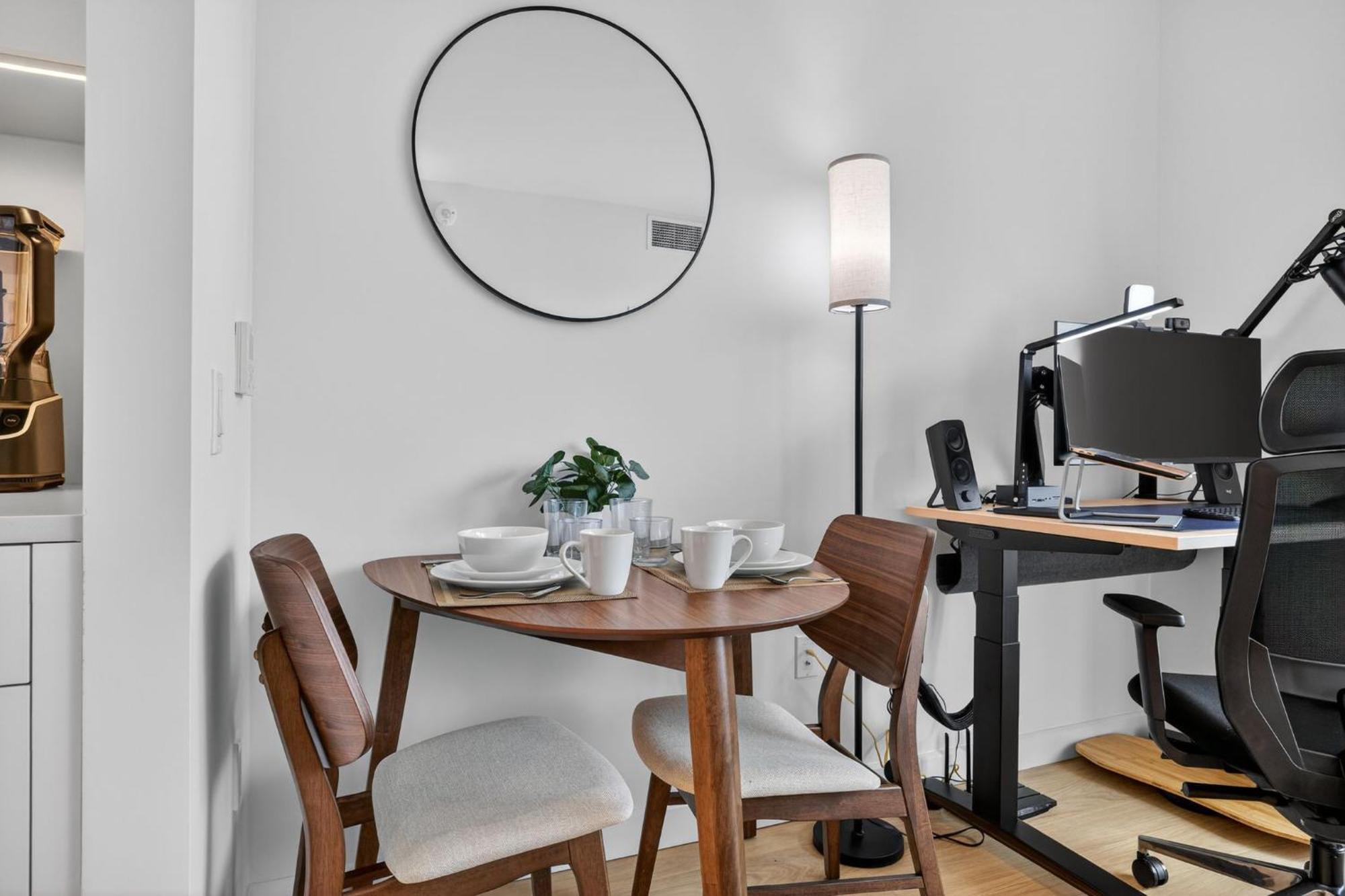 Greenpoint 1br W Work Setup By Anyplace - 11740 Apartment