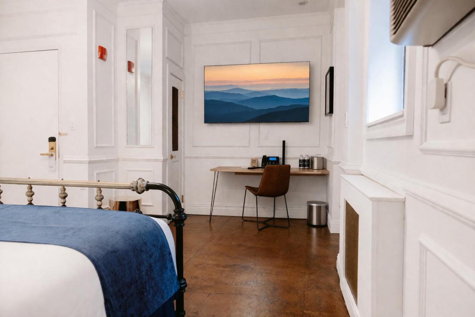 Life Hotel 4*