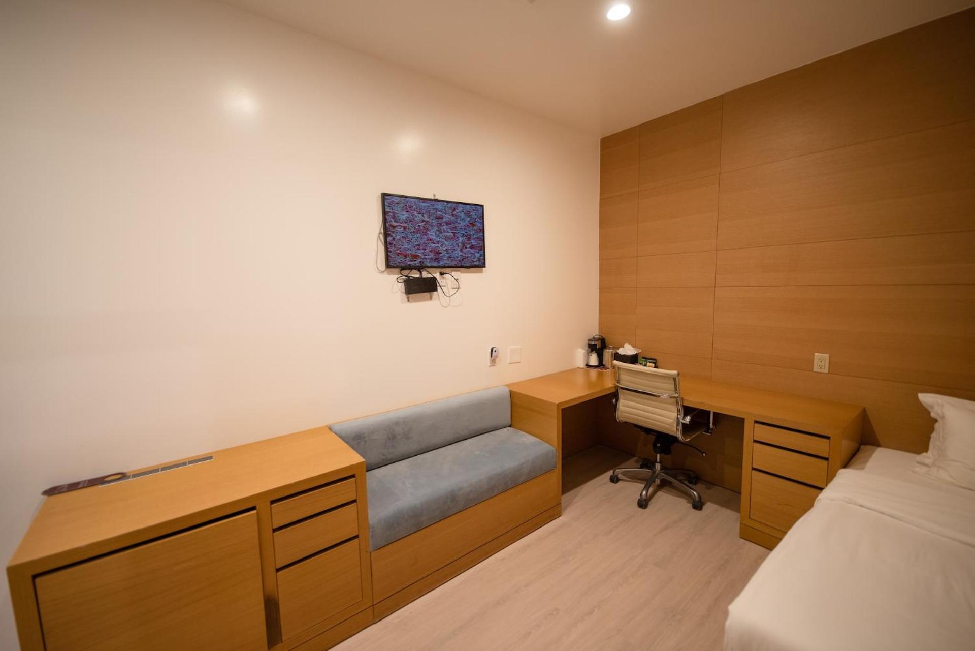 The One Boutique 3*