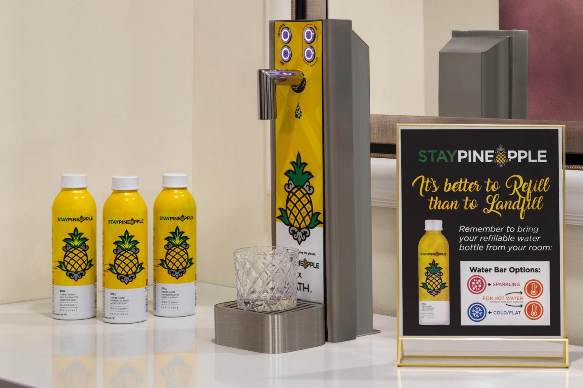 Hotel Staypineapple, An Artful Hotel, Midtown New York