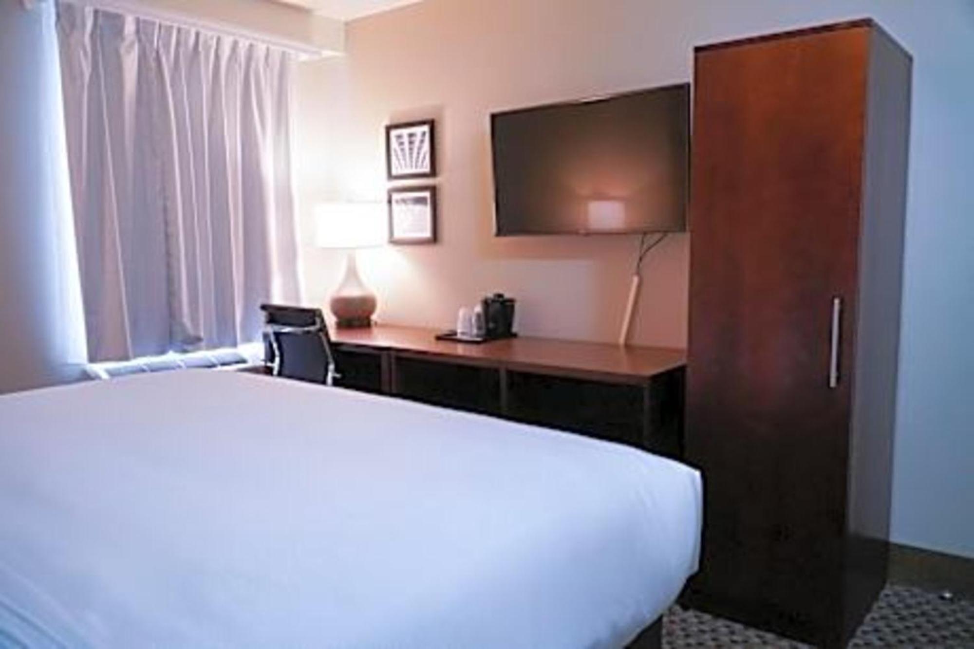 Mint Jfk Airport Hotel 3*
