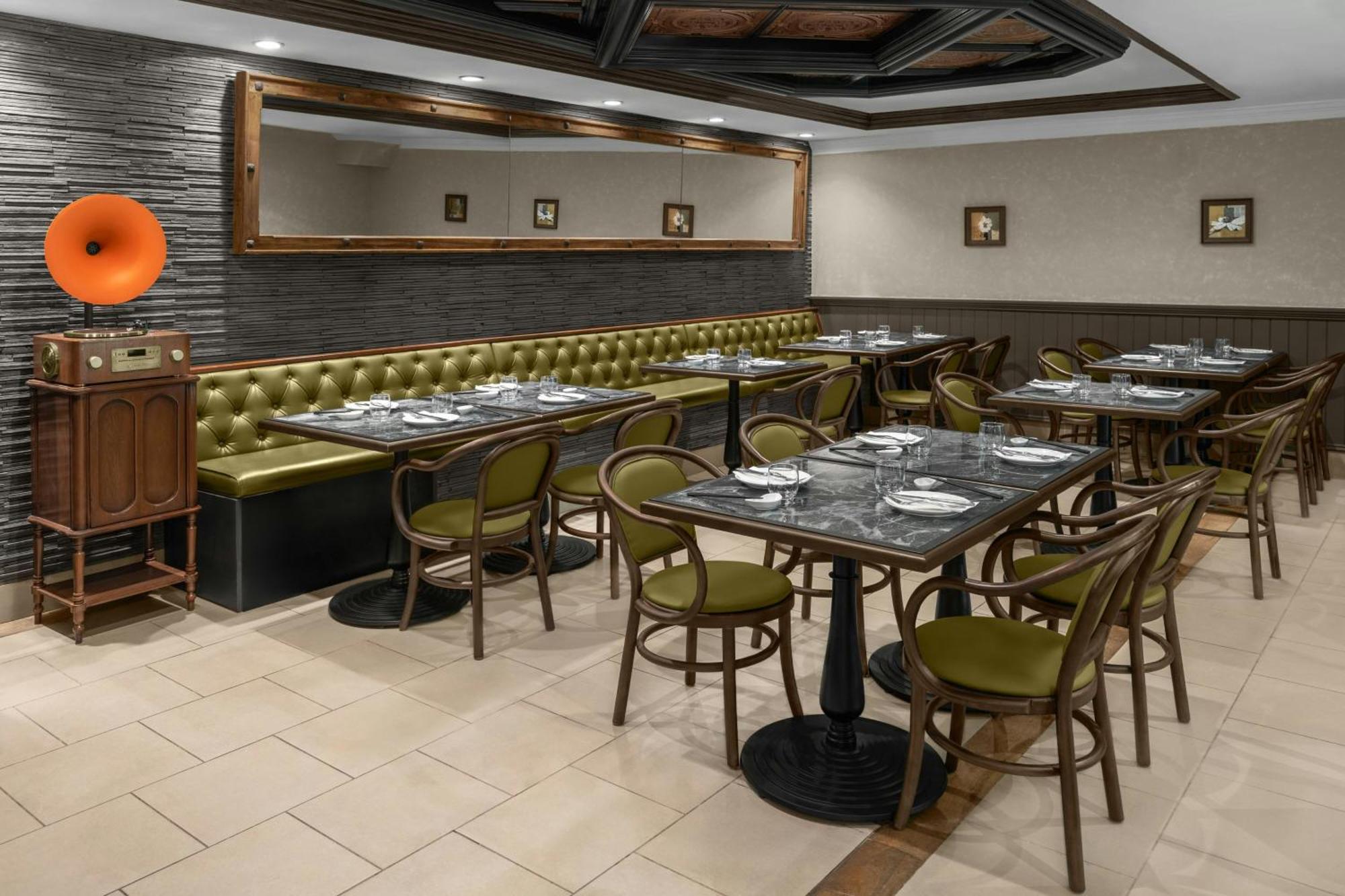 Sheraton Brooklyn Hotel 4*