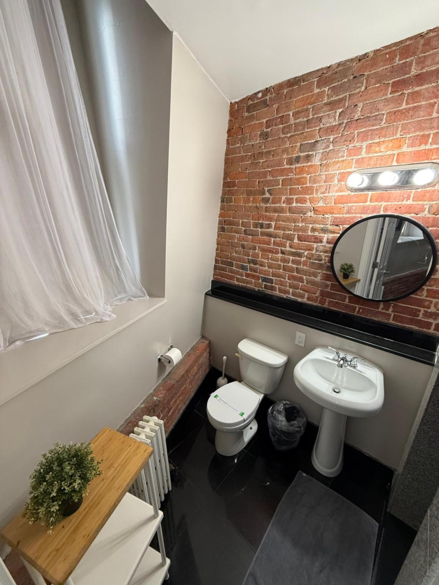 31 Street Broadway Apartment