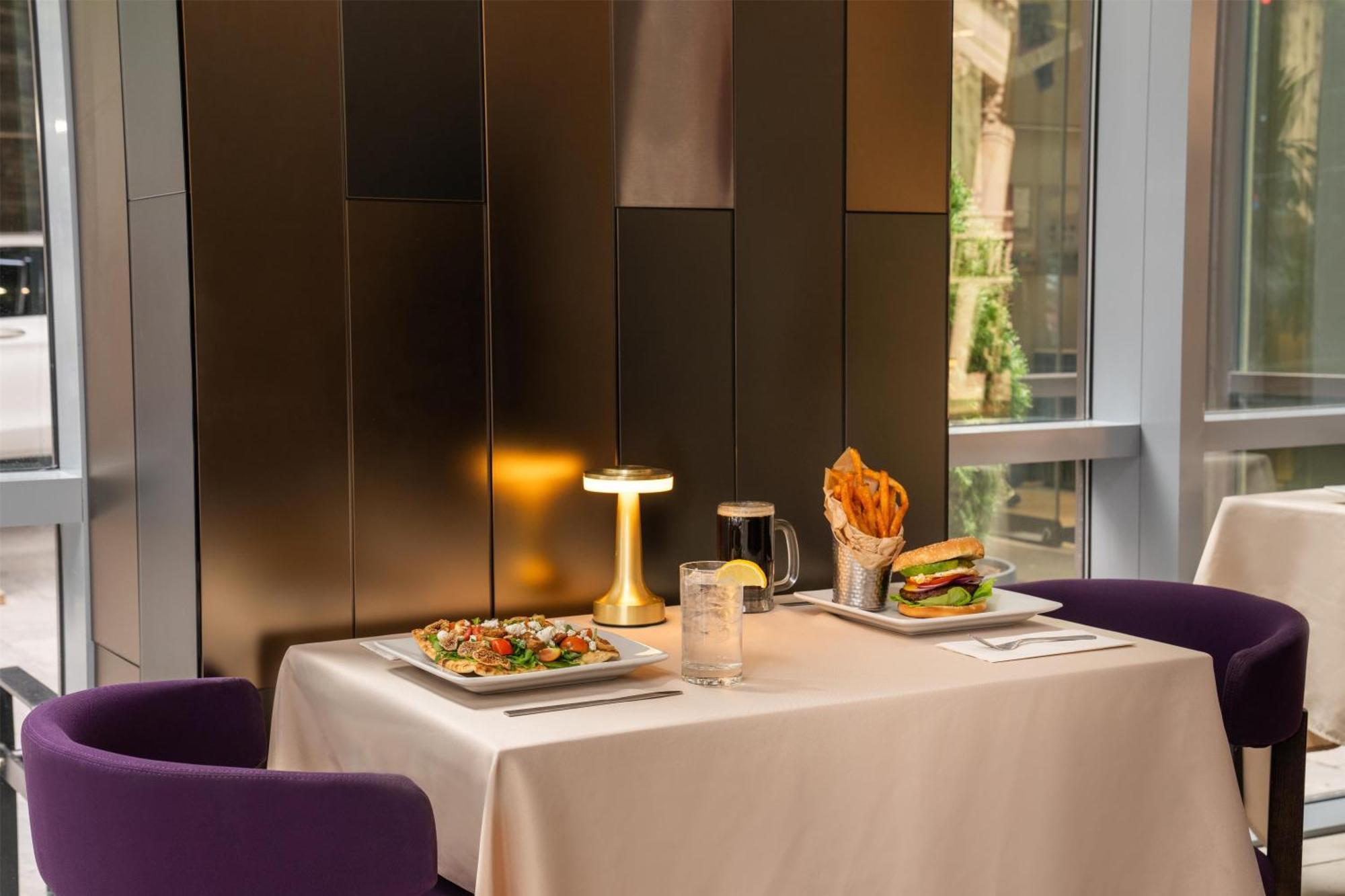 Hotel Embassy By Hilton Manhattan Times Square New York