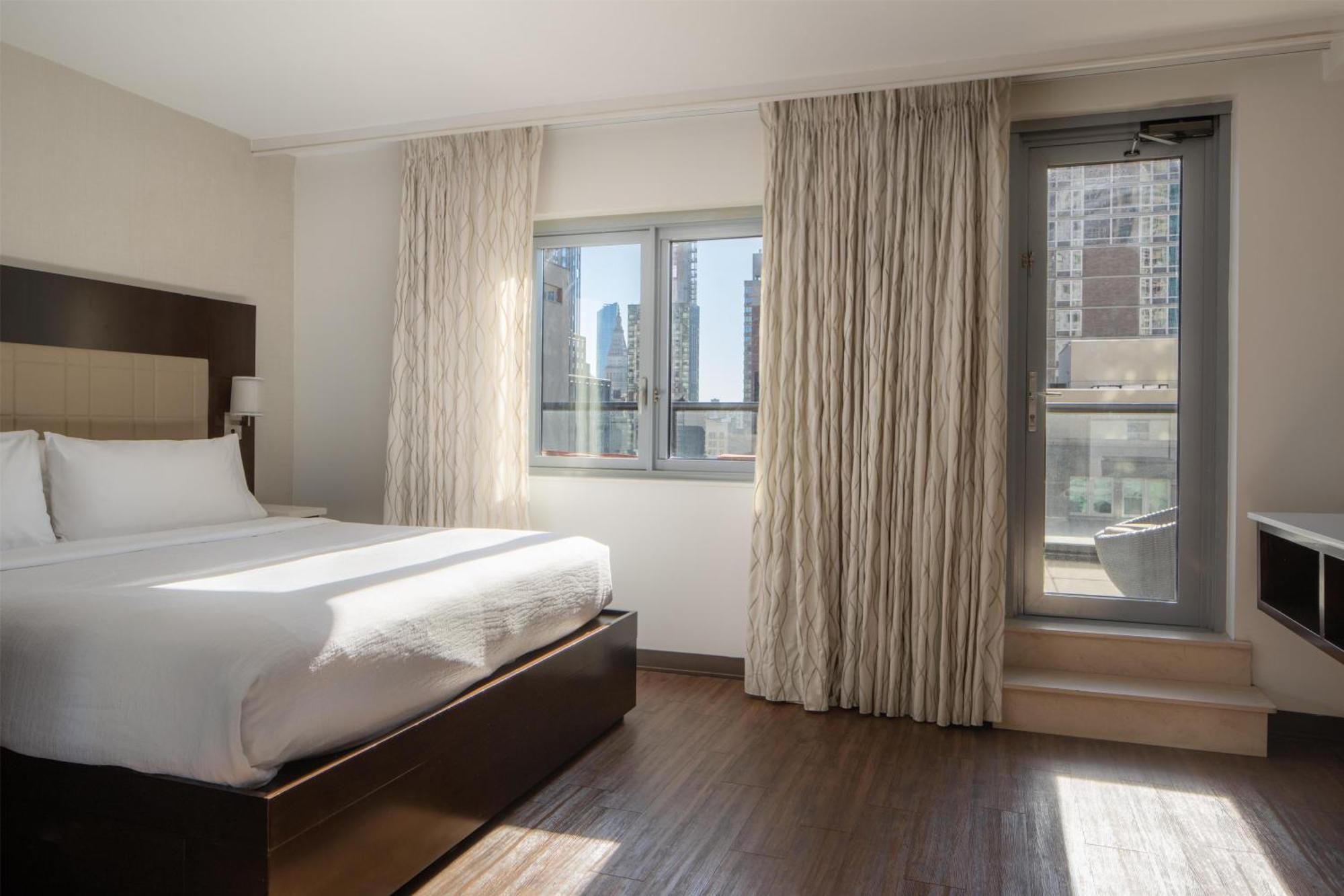Embassy By Hilton Manhattan Times Square