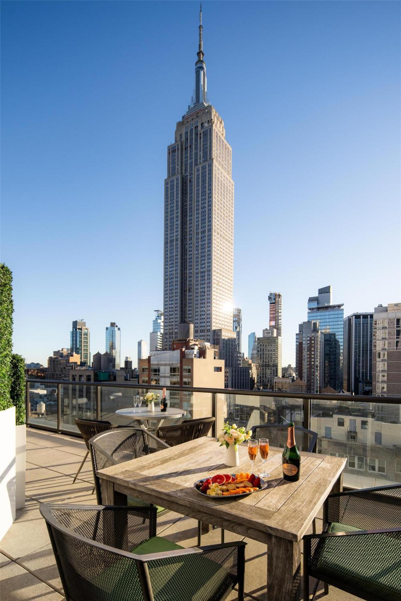 Hotel Newly Renovated Embassy By Hilton Manhattan Times Square New York