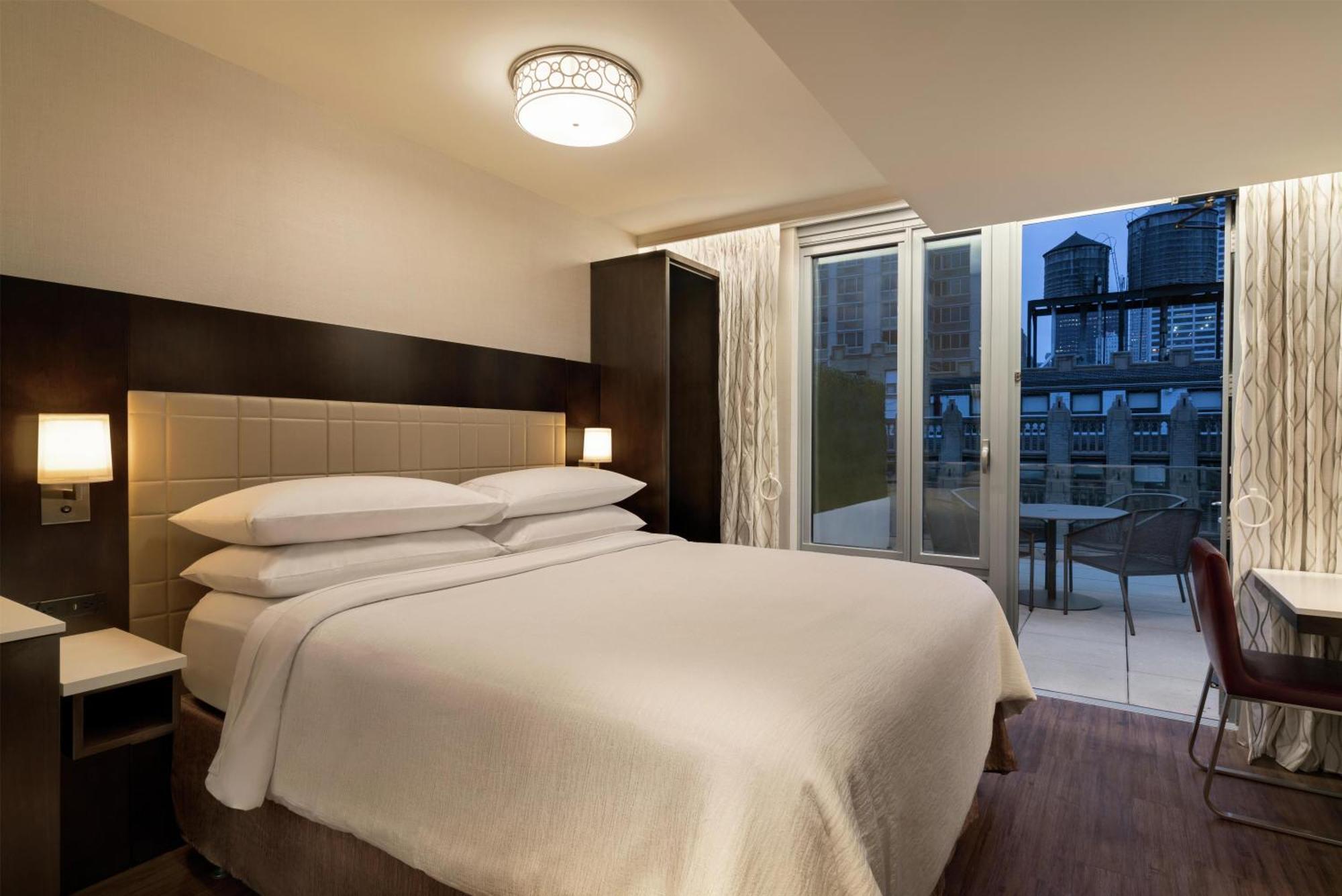 Hotel Embassy By Hilton Manhattan Times Square New York