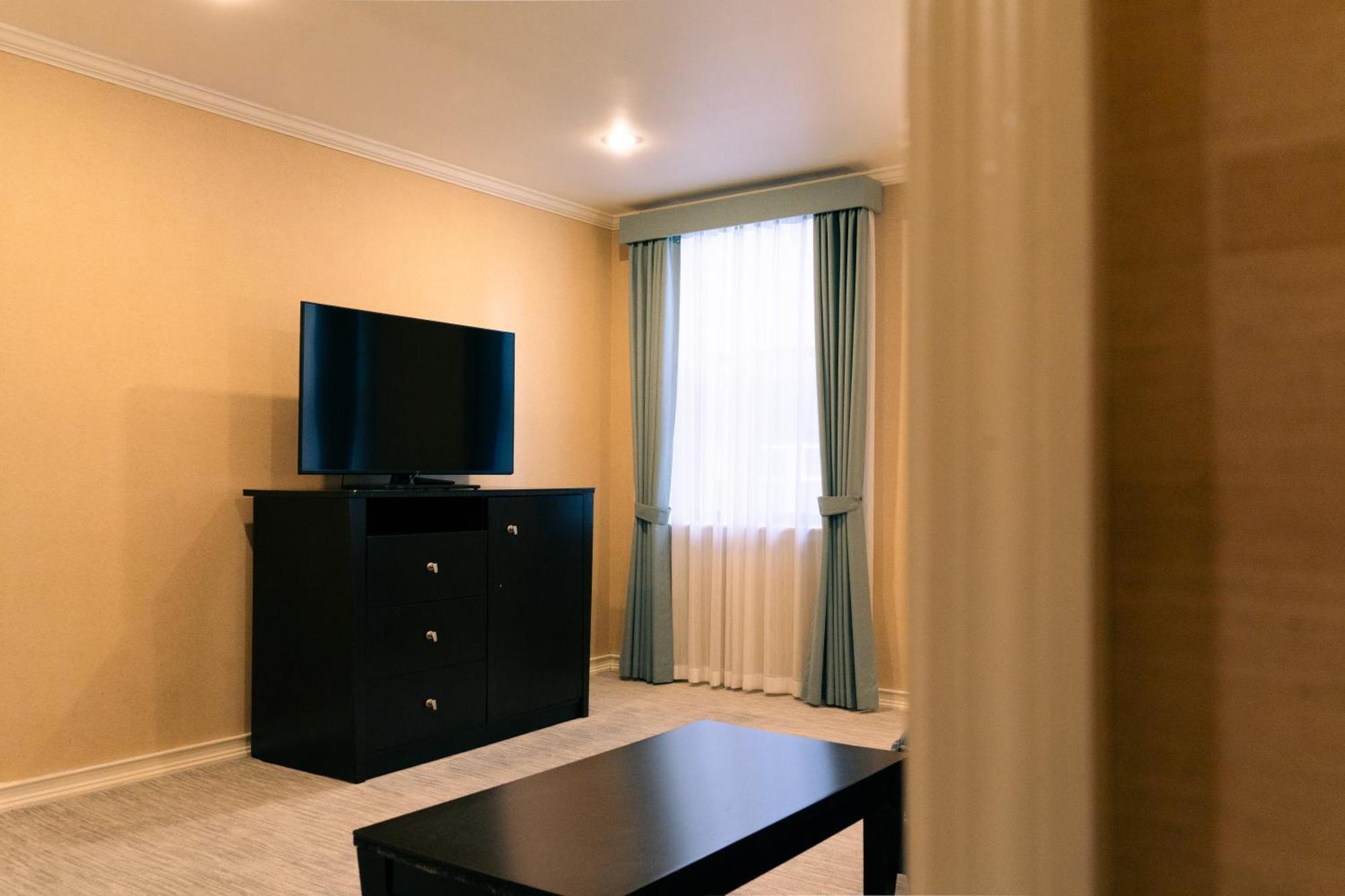 Hotel Stanford 3*