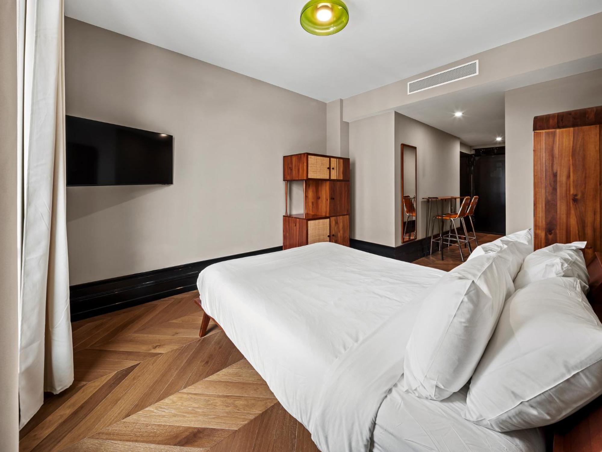 Freeman 802 By Rove Travel - 1brcondo With Shared Amenities *