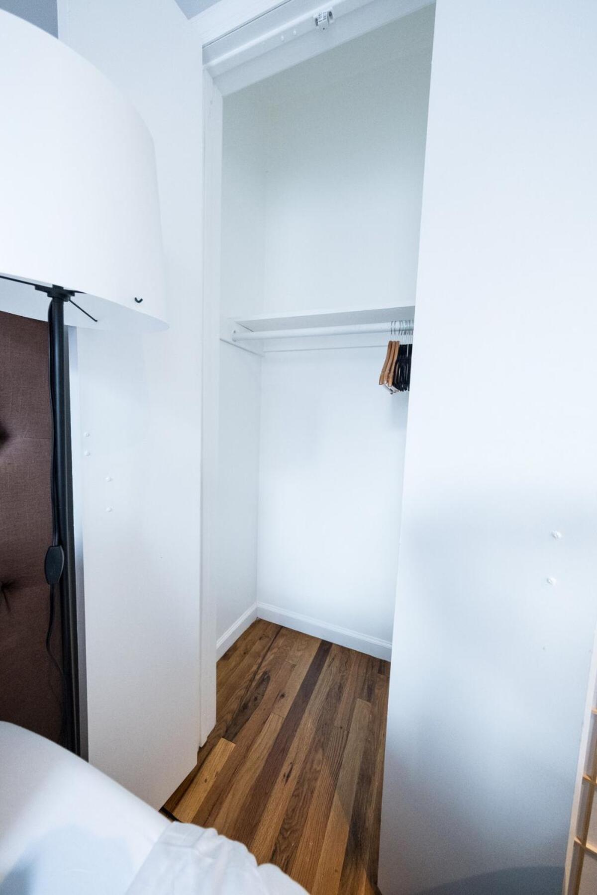 2br Near Mount Sinai & Metropolitan Hospitals Apartment New York