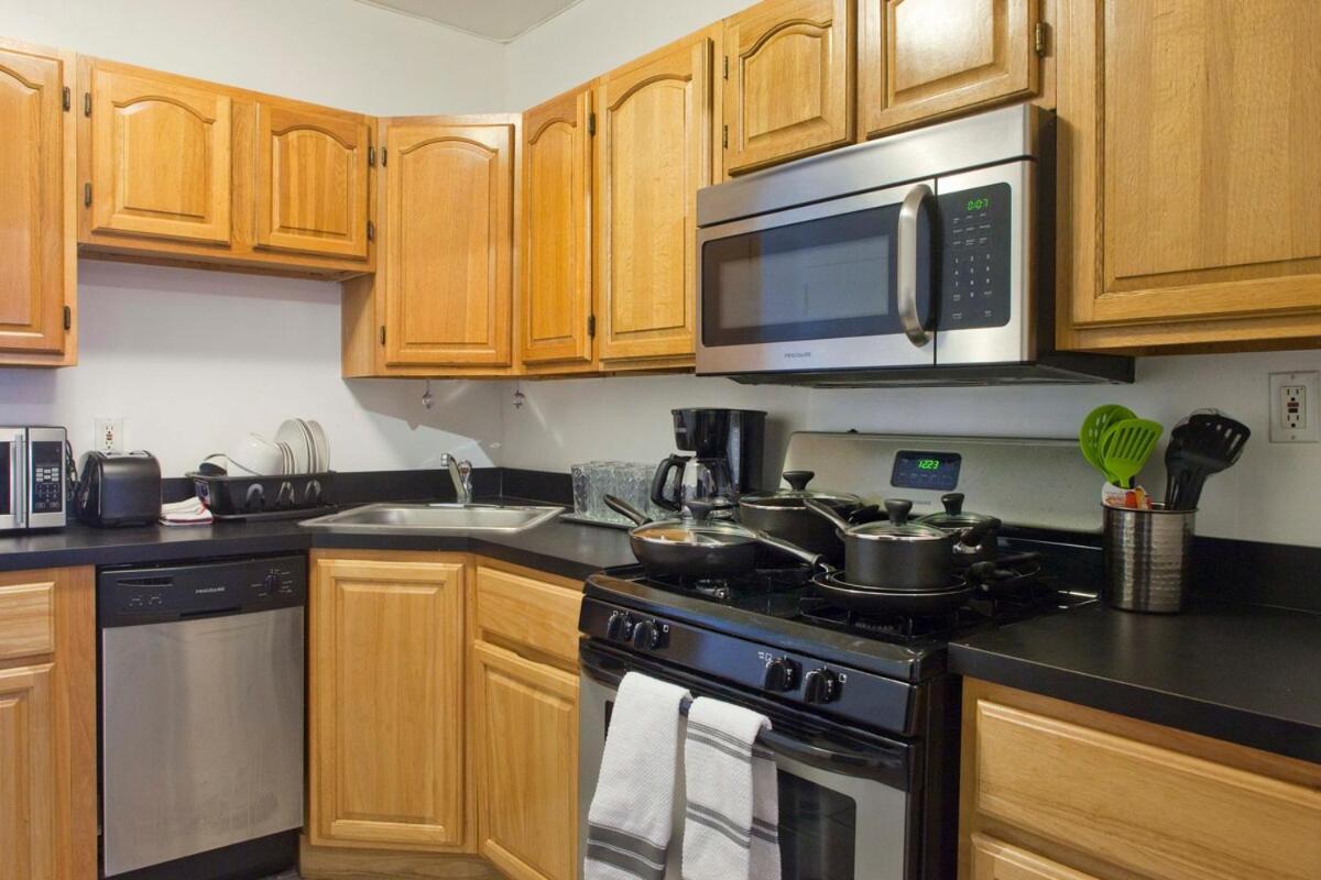 Apartment 2br Near Mount Sinai & Metropolitan Hospitals