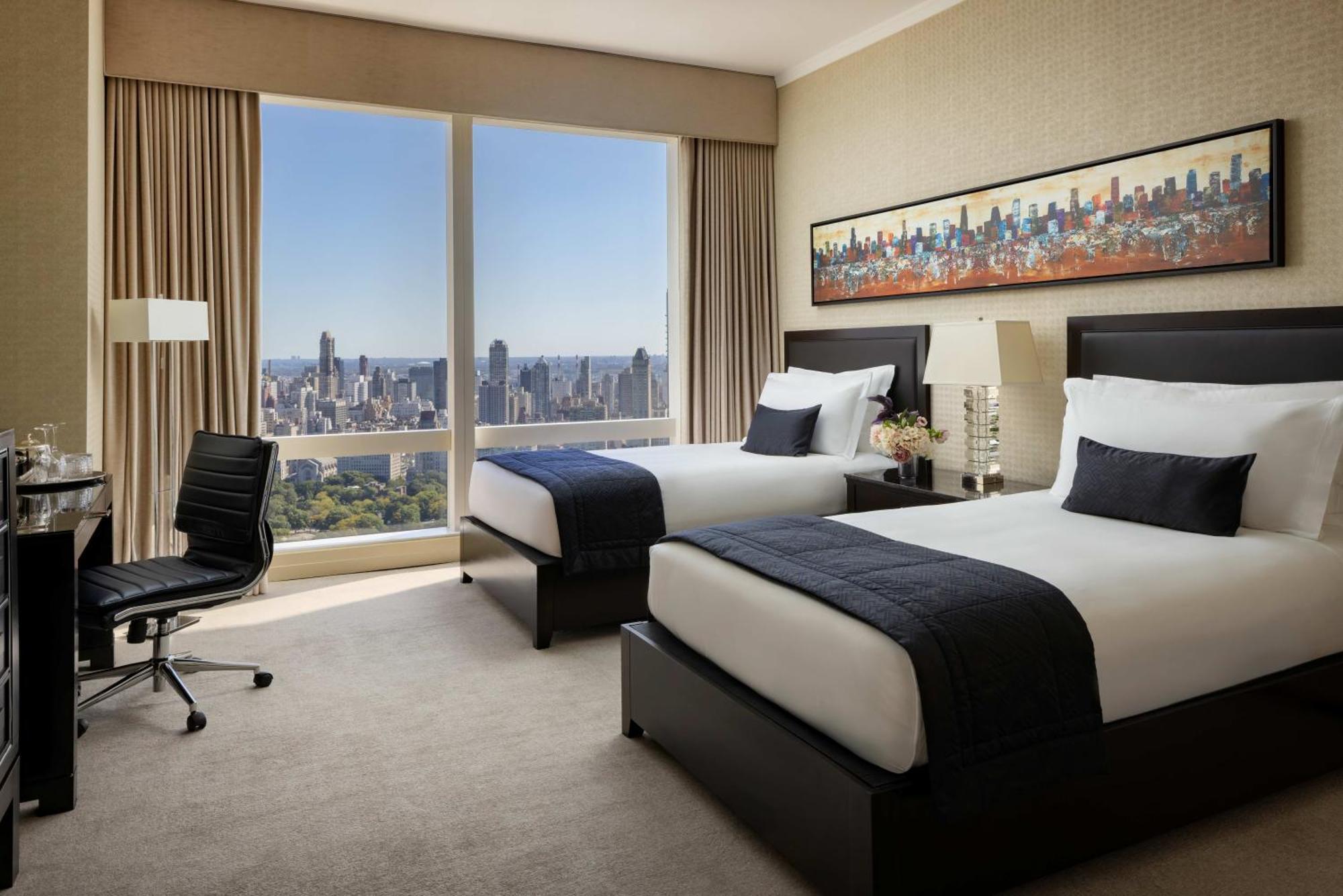 Mandarin Oriental, Hotel