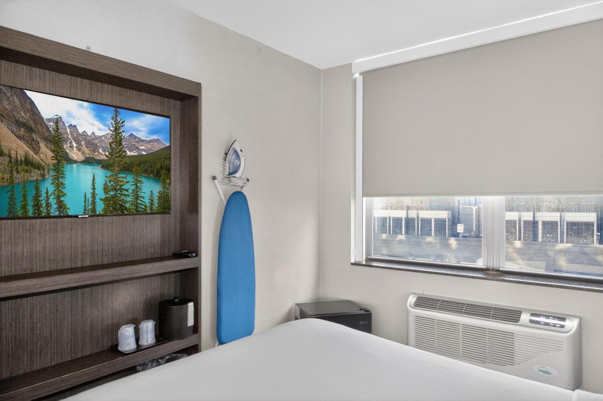 Times Square West Hotel, Bw Signature Collection 3* New York