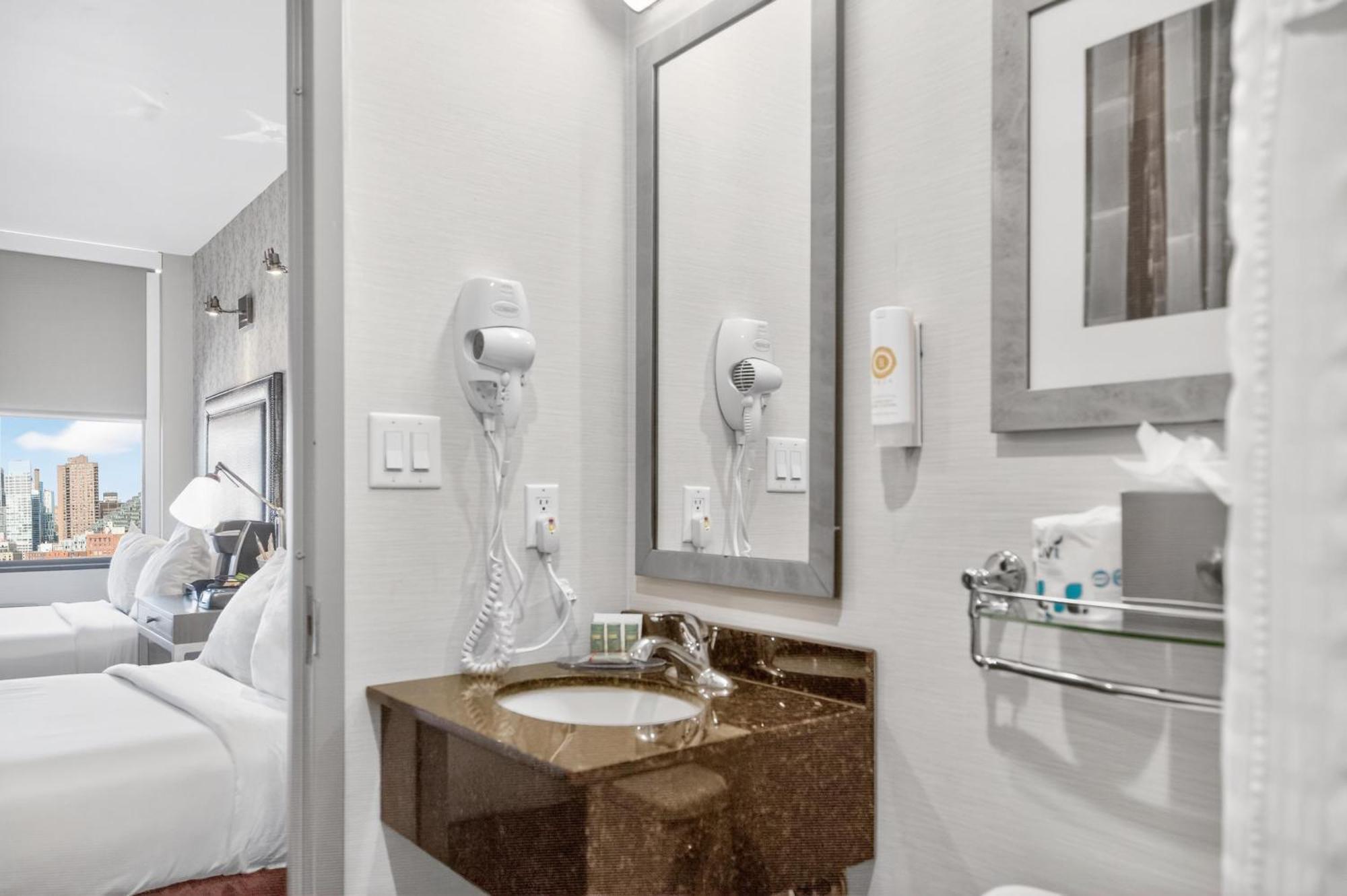 Times Square West Hotel, Bw Signature Collection 3*