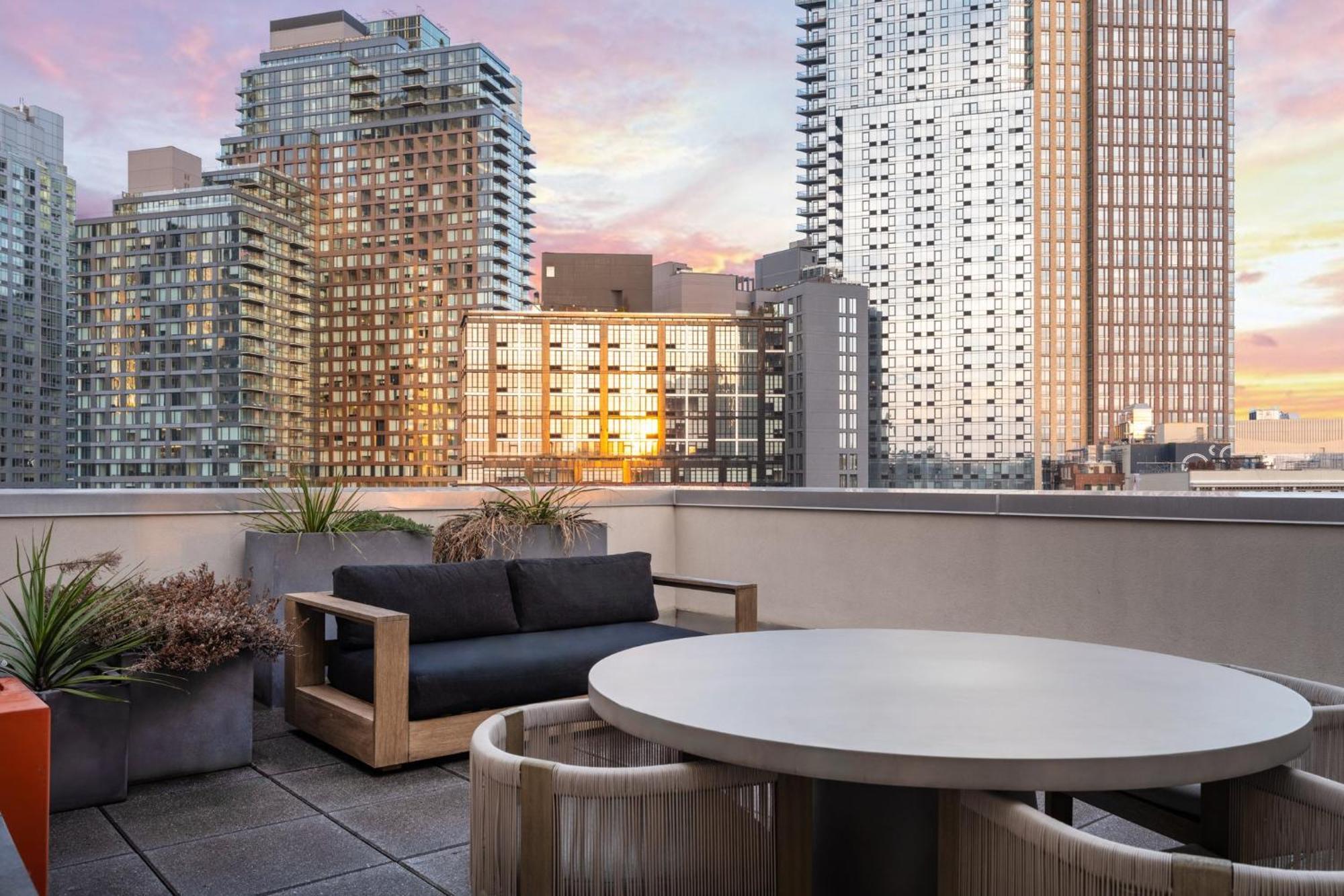 Even Brooklyn By Ihg Hotel