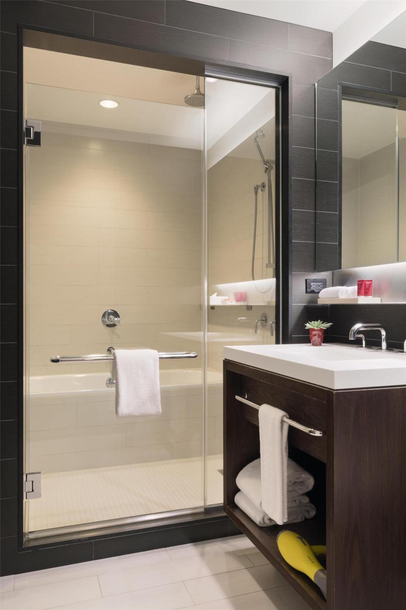 Hotel Hyatt Centric Times Square 4*