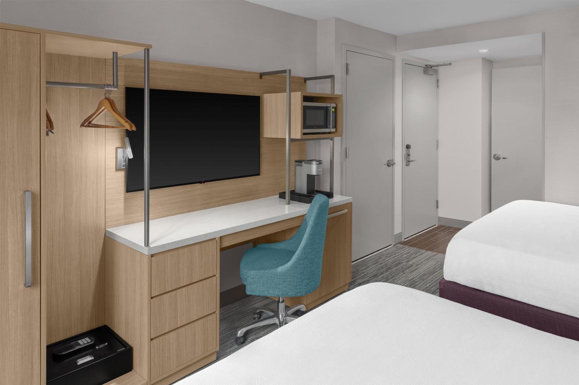 Hilton Garden Manhattan Midtown East