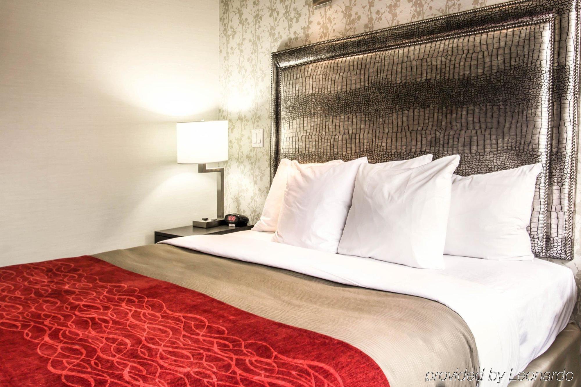 Times Square West Hotel, Bw Signature Collection Hotel New York