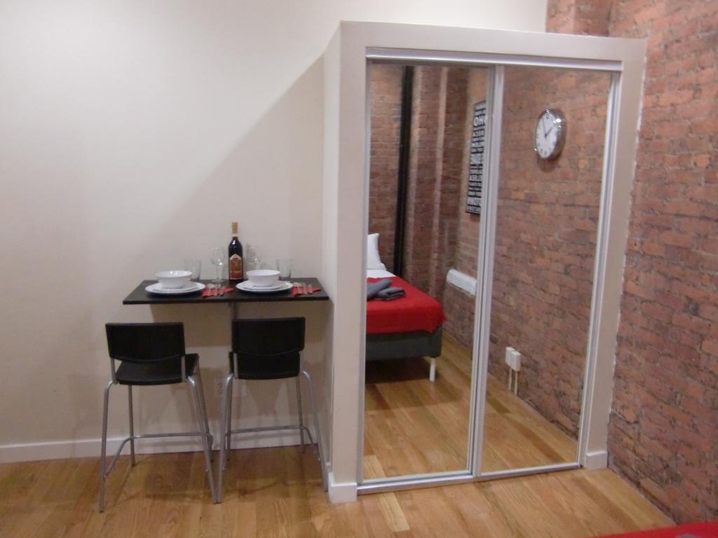 Midtown Manhattan Apartment