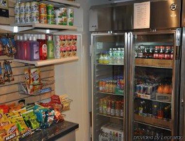 Hotel Ramada By Wyndham Staten Island