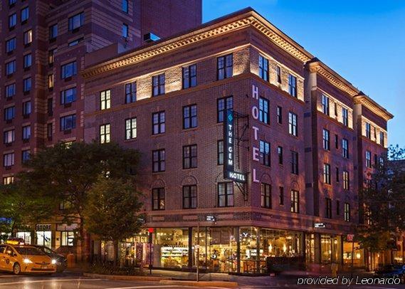 The Moore, City, A Member Of Design 4*