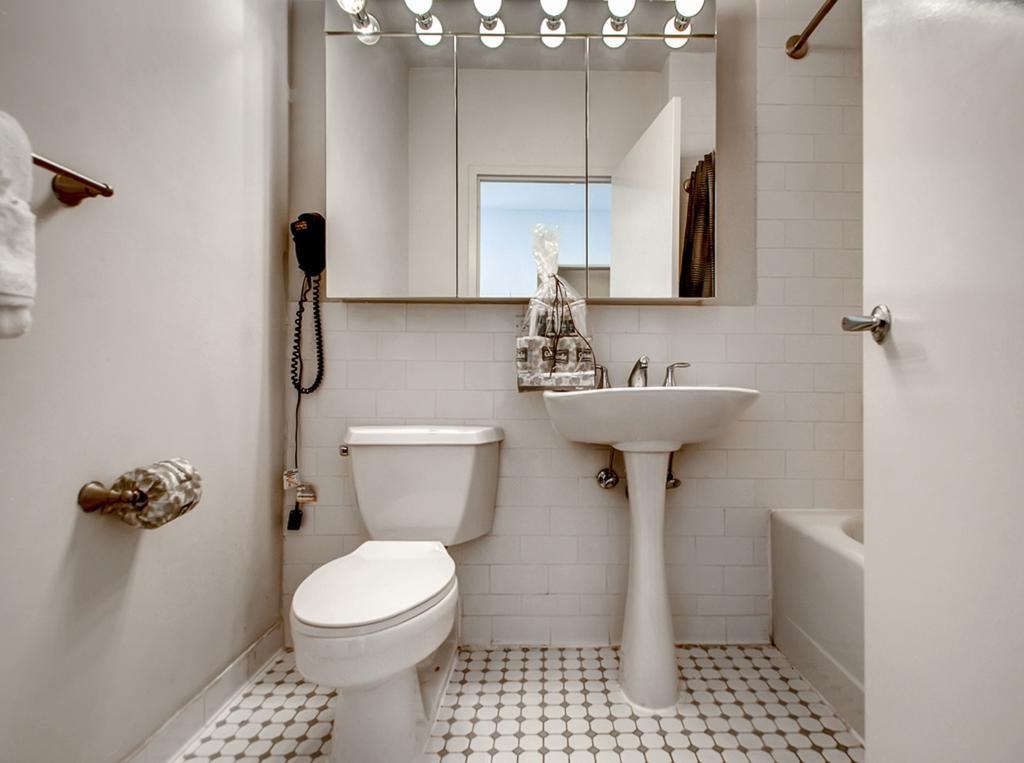 Global Luxury At 15 Park Row