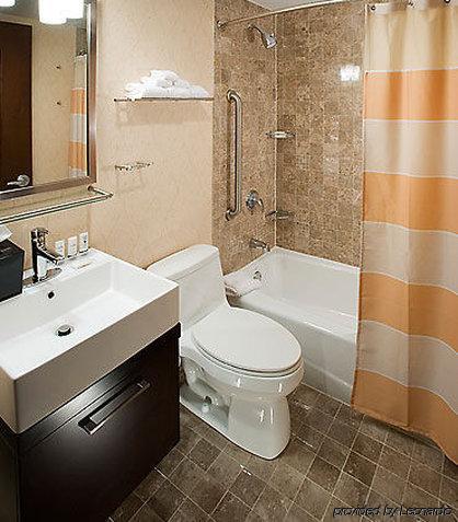 Hotel Fairfield By Marriott Manhattan Times Square