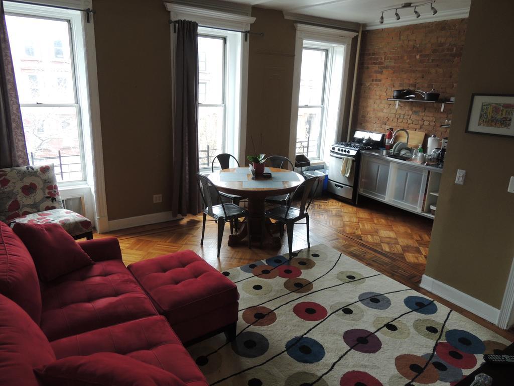 Apartment Brownstone Loft 30 Day Bookings