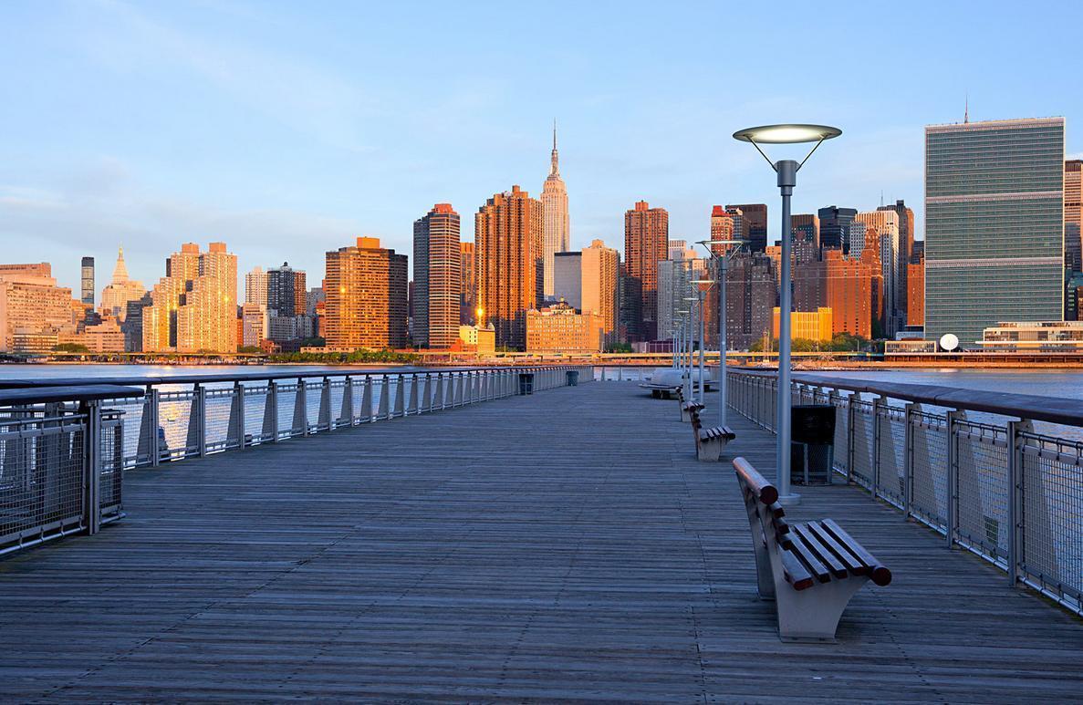 Lic Manhattan View 3*