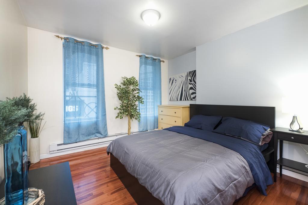 Studio In The Heart Of Times Square Apartment