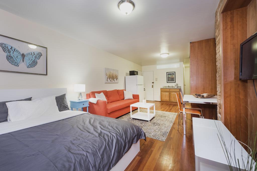 Studio In The Heart Of Times Square Apartment *