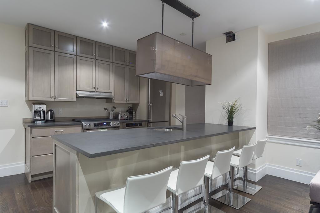 Apartment 5th Ave *