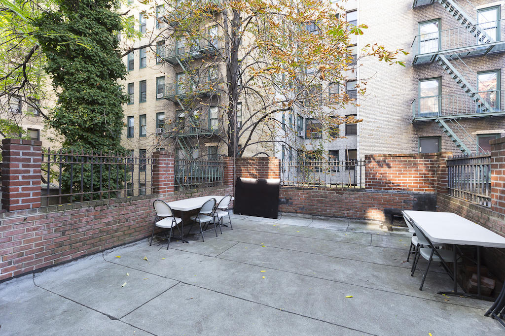 Apartment West 46th Street