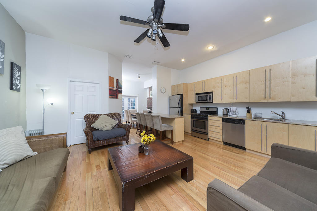 Apartment West 46th Street