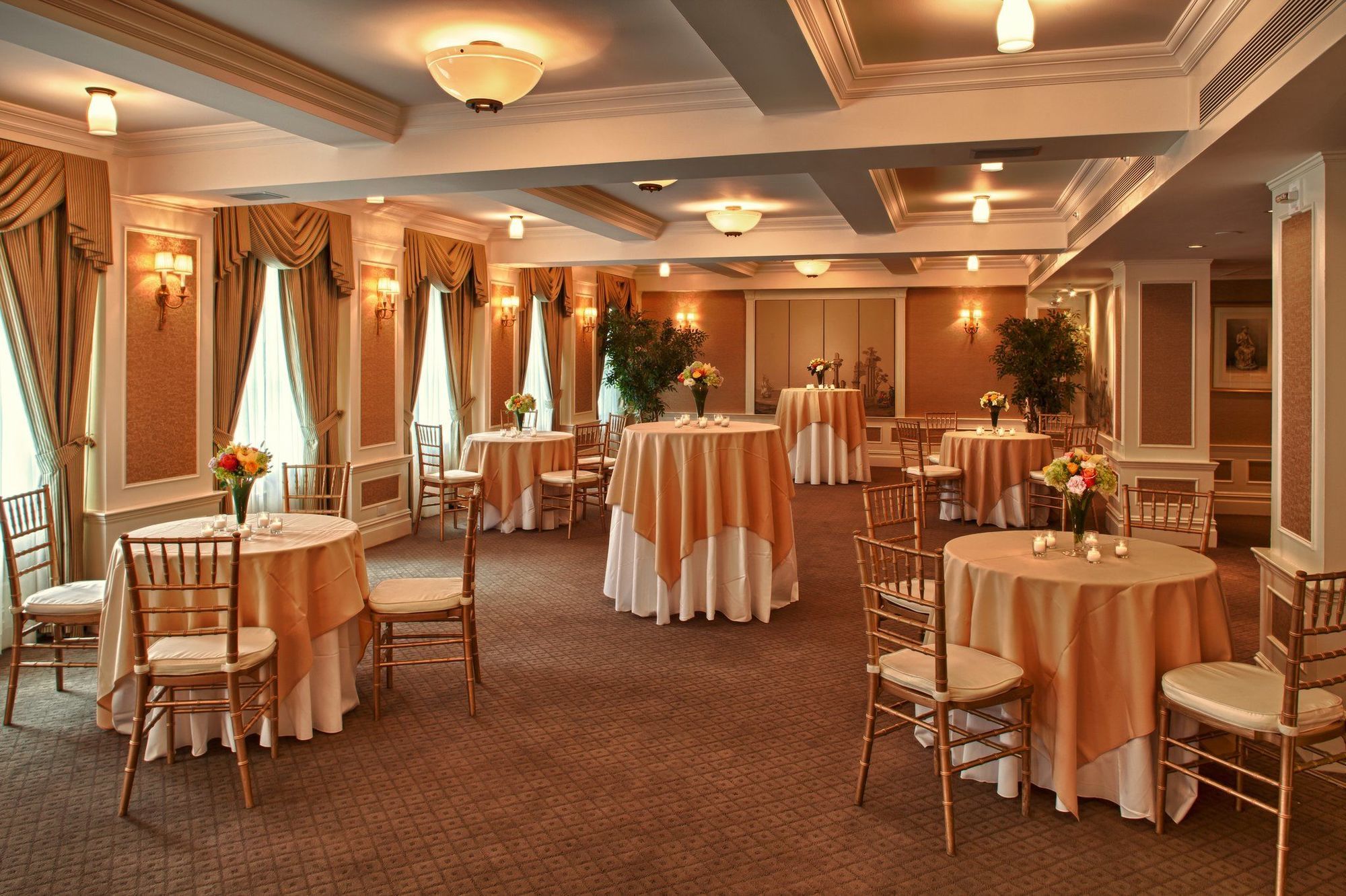 Plaza Athenee New York