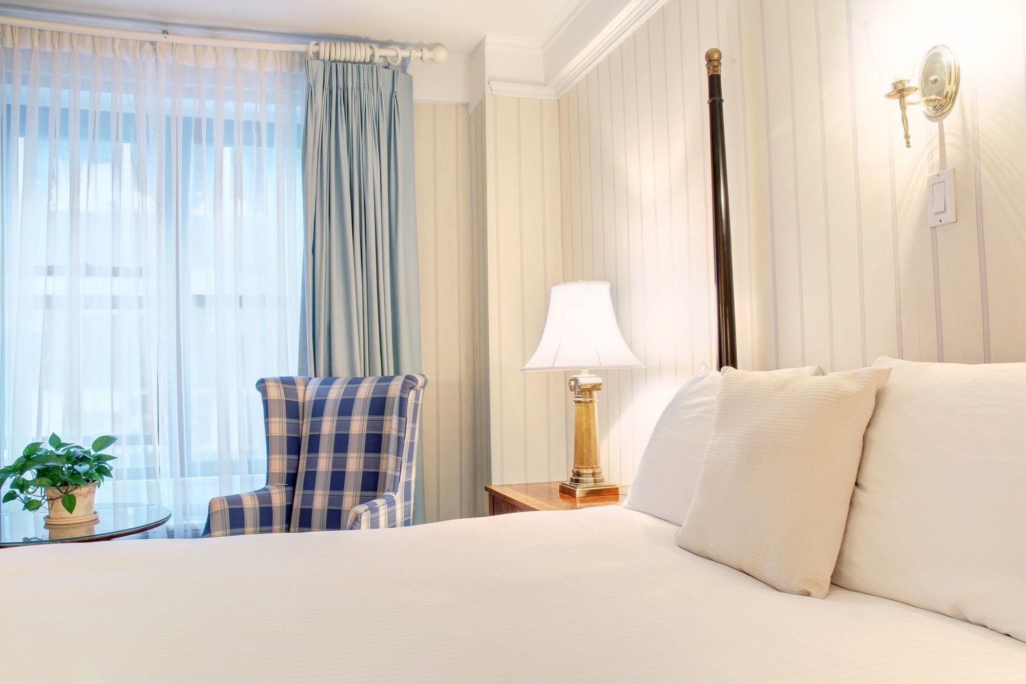 Roger Smith New York