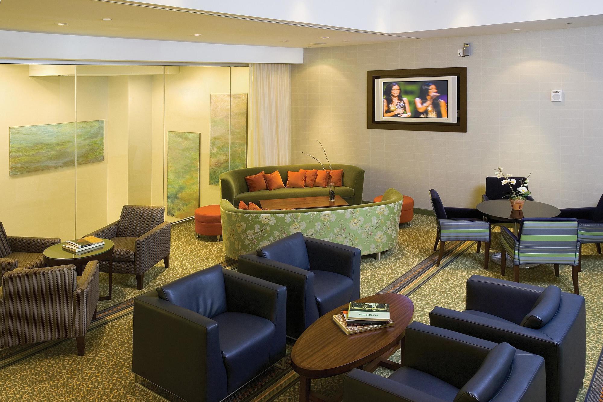Courtyard By Marriott Manhattan Upper East Side Hotel
