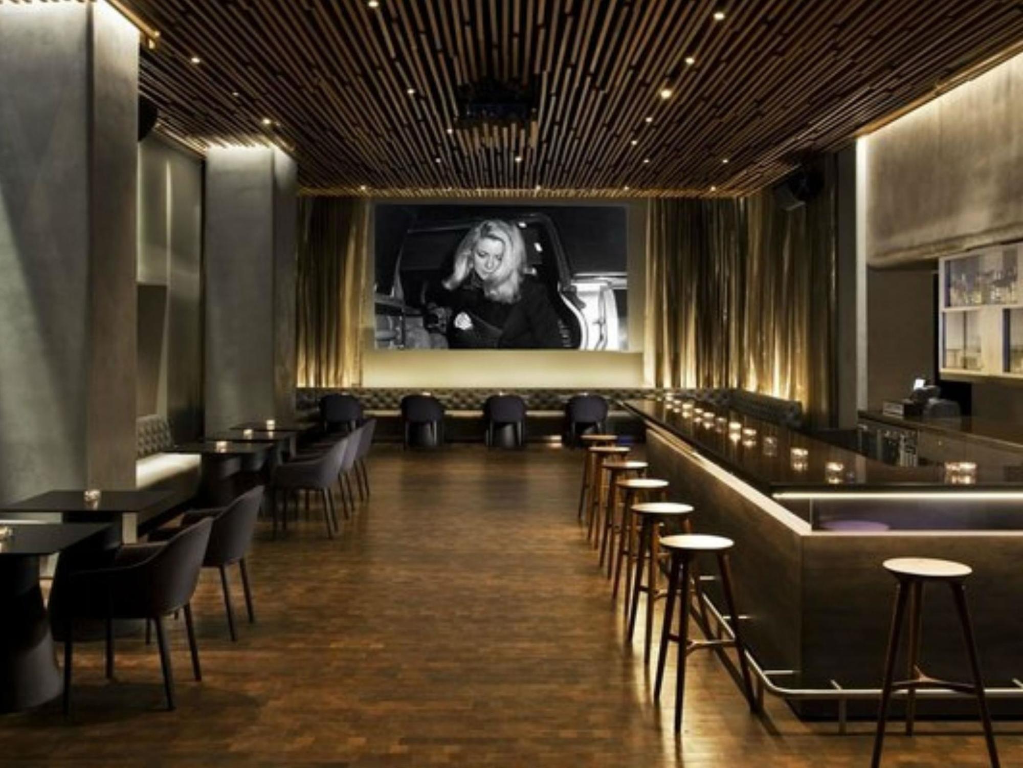 Row Nyc At Times Square Hotel