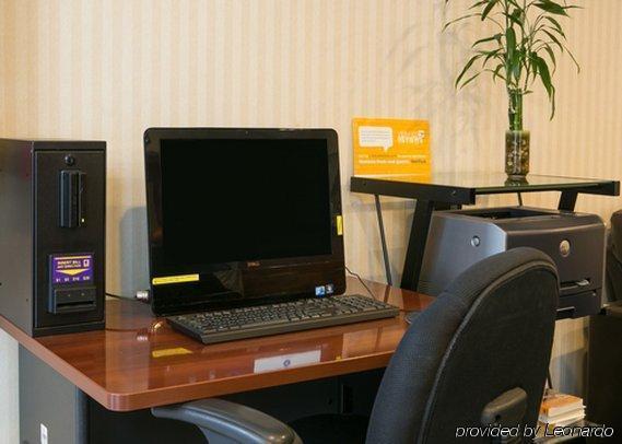 Comfort Jfk Airport 2*