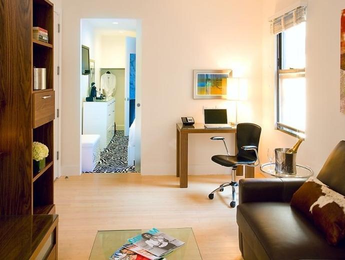 27 By Luxurban Hotel