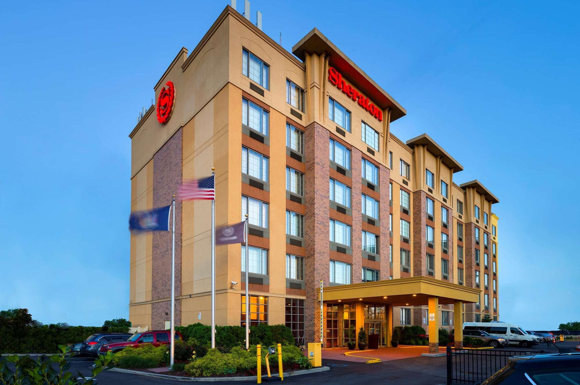 Sheraton Jfk Airport 3*