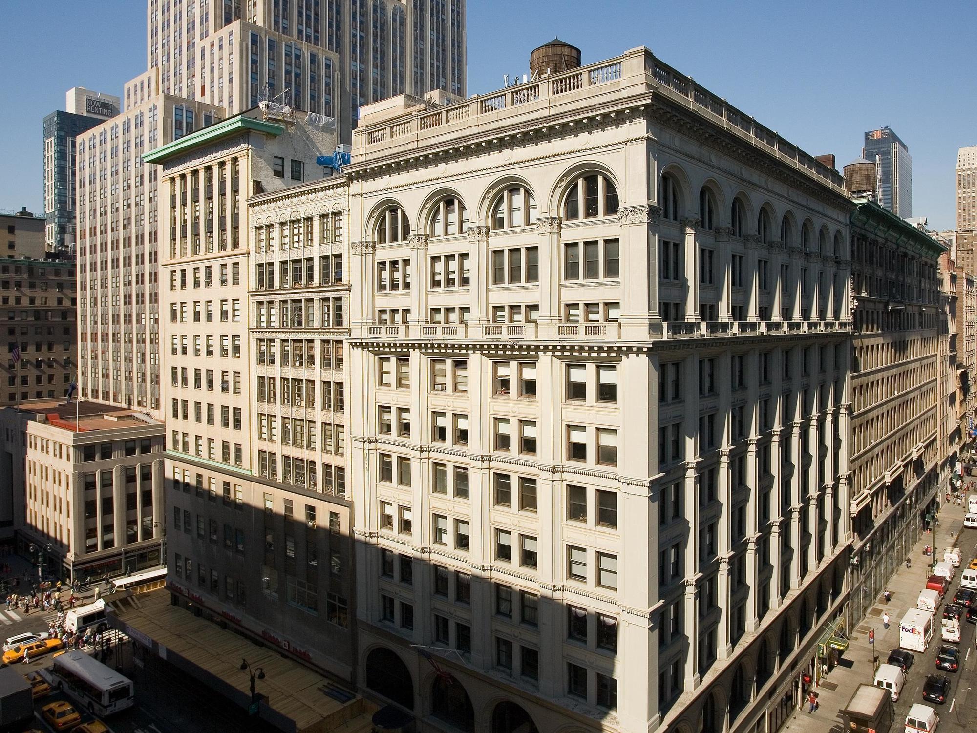 U Fifth Avenue, Empire State Building Hotel 3*