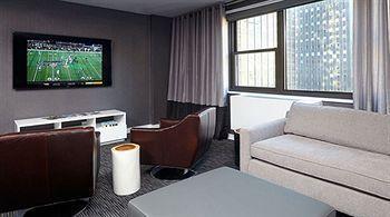 Eastgate Tower Hotel New York