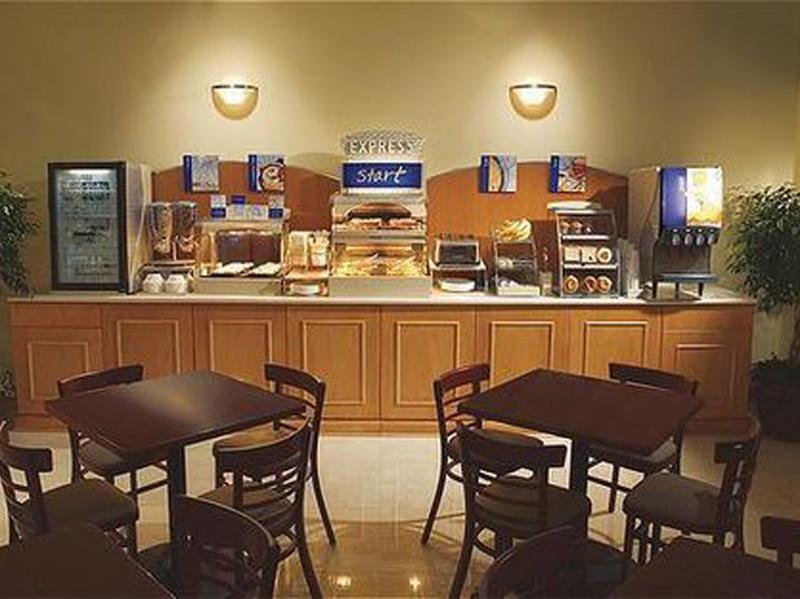 Express - Times Square By Ihg New York