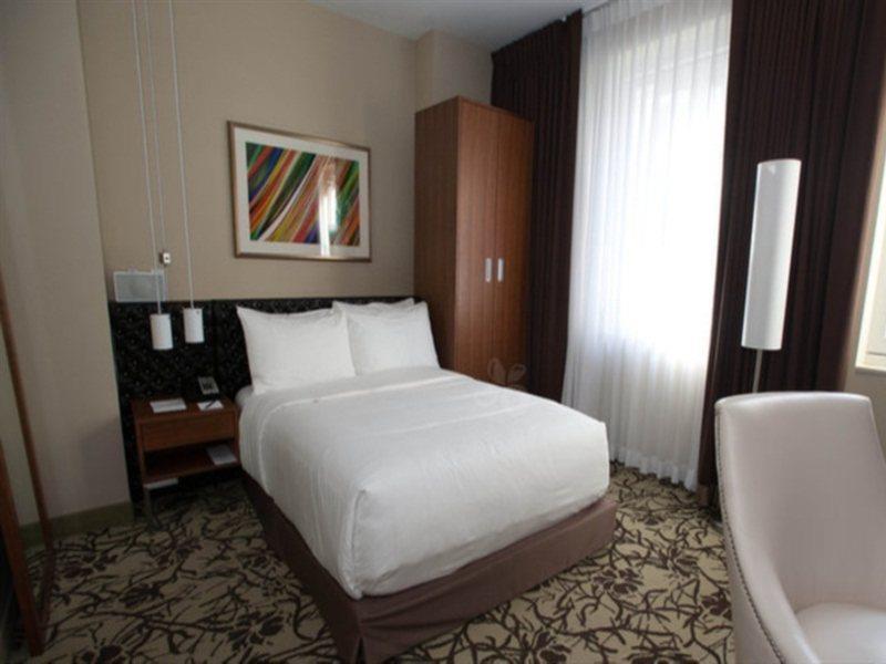 Cassa Ny 45th Street New York