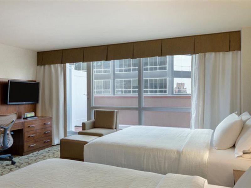 Hilton Garden Manhattan Midtown East
